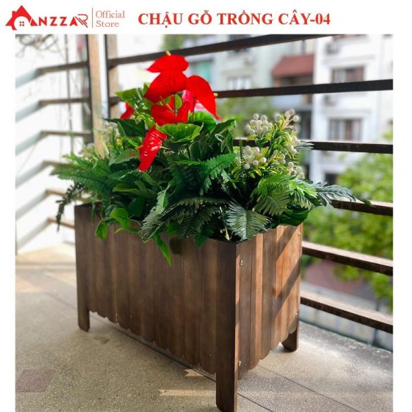 chậu gỗ trồng hoa ban công