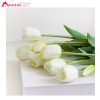 Hoa tulip với chất liệu cao su cao cấp