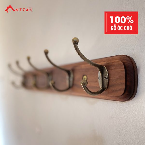 Chi-tiết-Móc-treo-quần-áo-từ-gỗ-óc-chó-bo-tròn-góc-cạnh