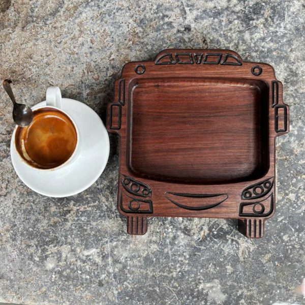 Khay-gỗ-óc-chó-nguyên-khối